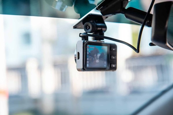 Comment fonctionne une dashcam pour véhicule ?